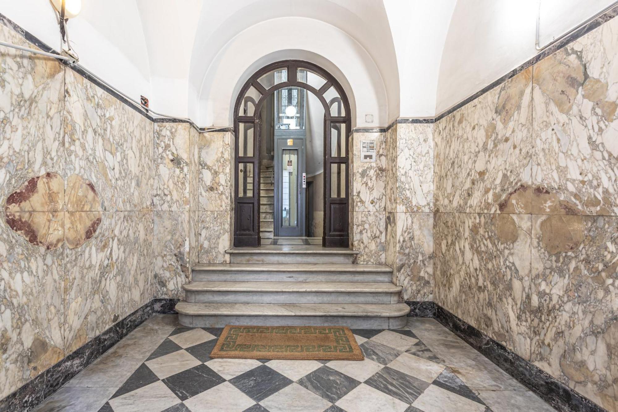 Private Apartment Colosseum Roma Ngoại thất bức ảnh